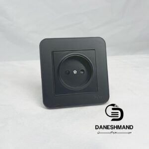 پریز ساده توکار مشکی مات برند بکر